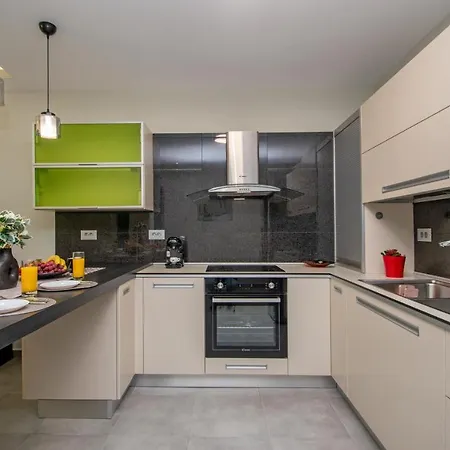 Hypatia Apartment Zakynthos Town