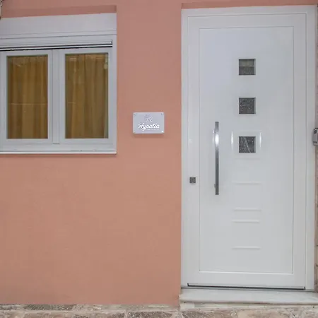 Hypatia Apartment